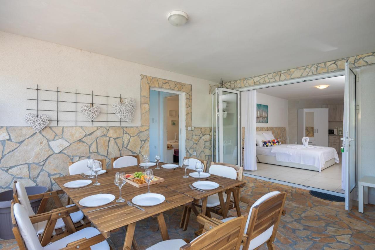 Estella Villa Apartments Rogoznica  Dış mekan fotoğraf